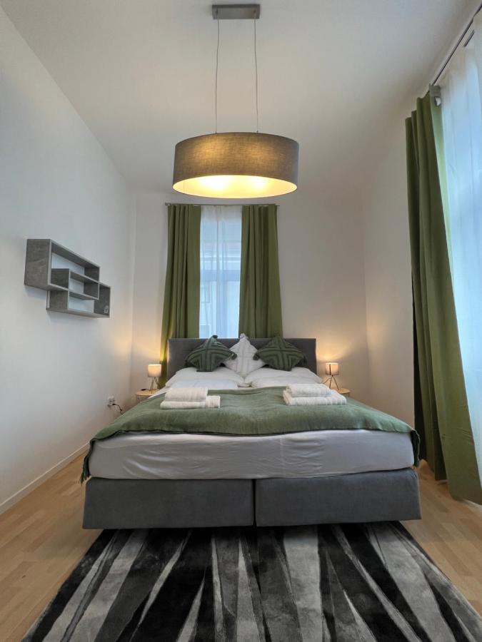 Spacious & Deluxe Big Apartment Near Prater Vídeň Exteriér fotografie